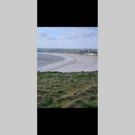 Lejlighed Ground Floor Flat With Garden. 10 Min To The Beach