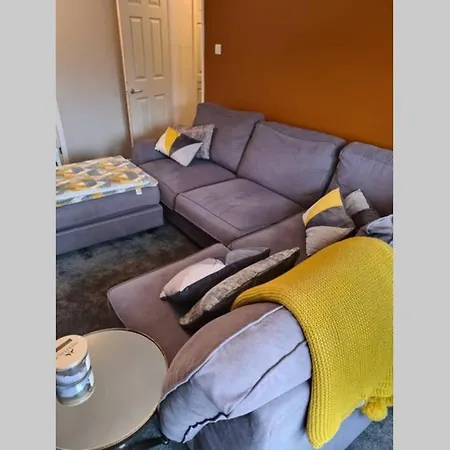 Ground Floor Flat With Garden. 10 Min To The Beach Filey